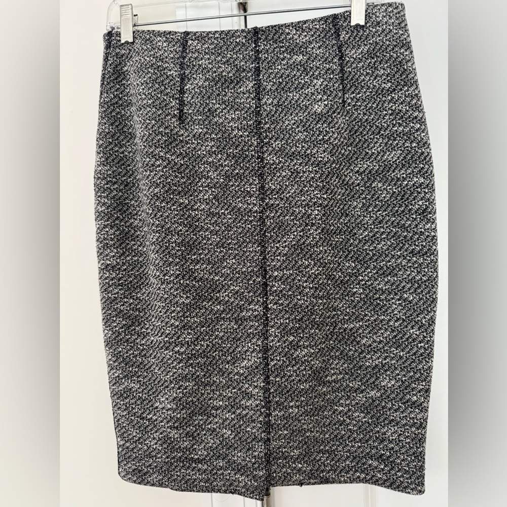 Ann Taylor Black and Gray Pencil Skirt